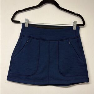 Title Nine Navy Blue Skirt Size 6 Zip Pockets Pull On Style
